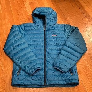 Patagonia Down Hooded Down Sweater